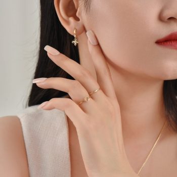 bong-tai-vang-hong-sanh-dieu