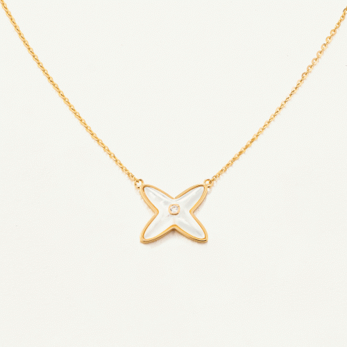 Dây chuyền Vàng 10K hoạ tiết  hoa trắng thu hút