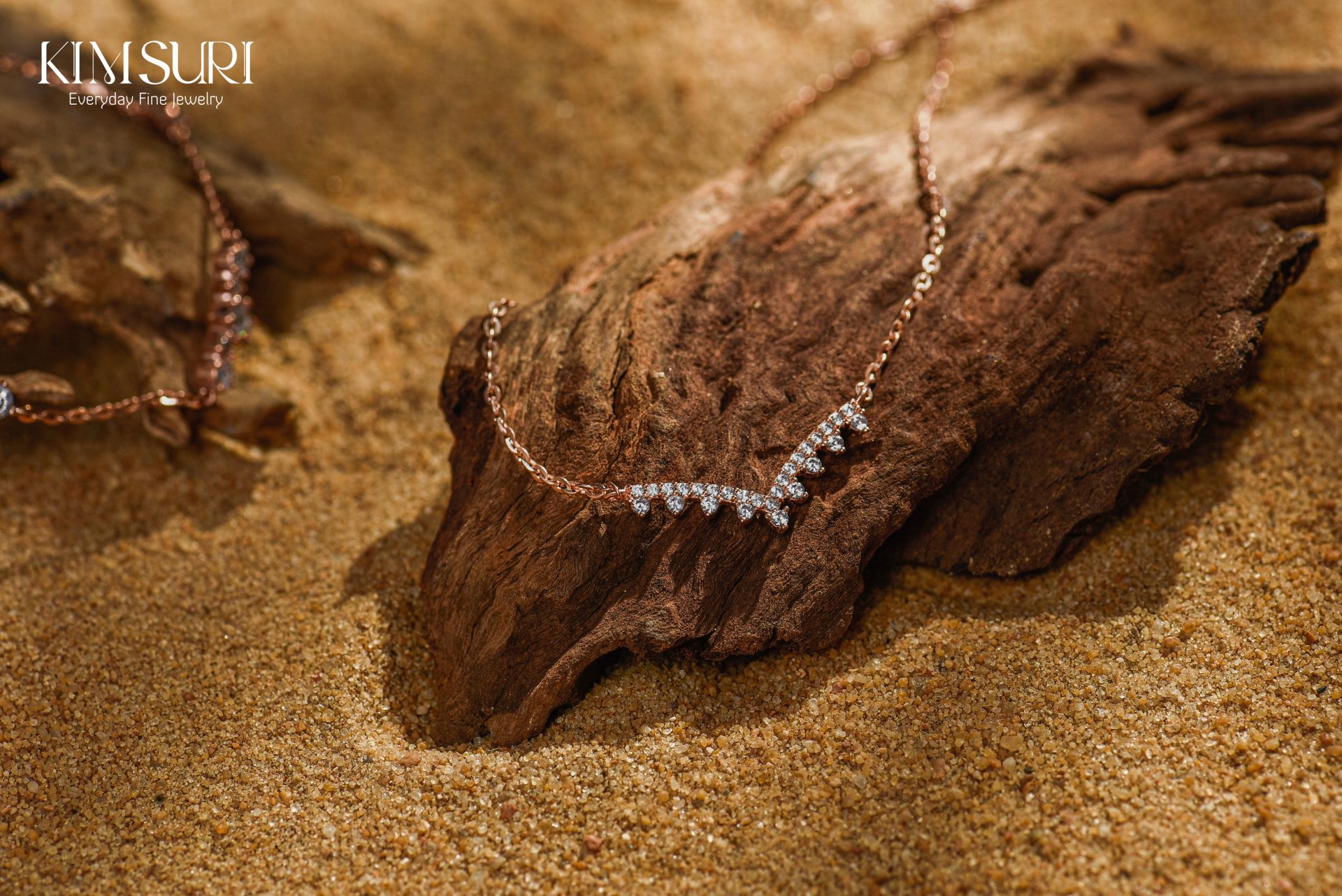 trang-suc-vang-gan-da-cz