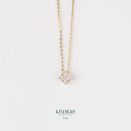 Dây liền mặt vàng 10k full đá vuông N164